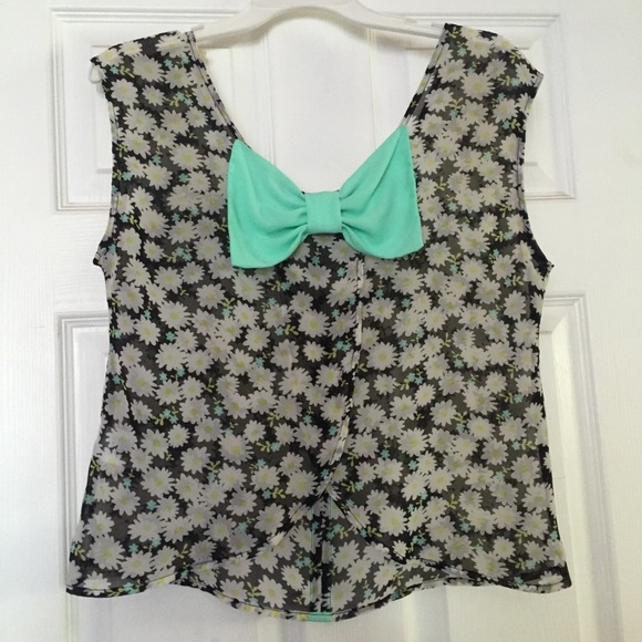 Floral open back top - Picture 4 of 4
